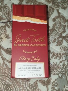 Sweet Tooth by Sabrina Carpenter Eau de Parfum - Cherry Baby (Red)